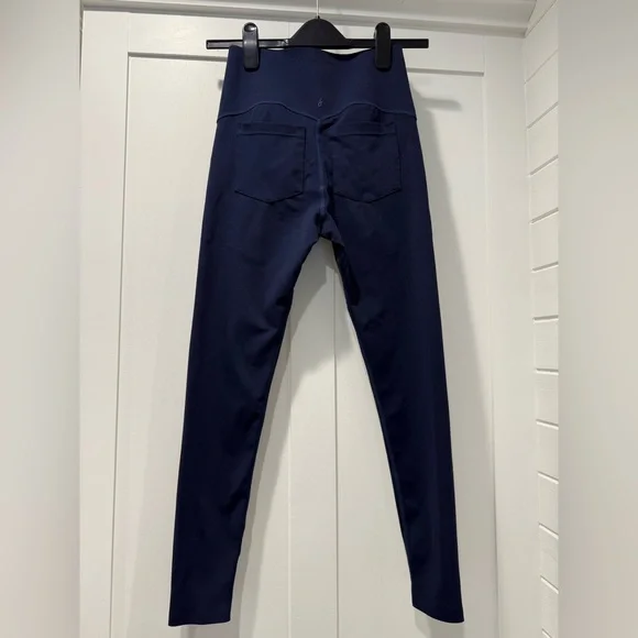 Fanta Navy Leggings - Picture 2 of 3